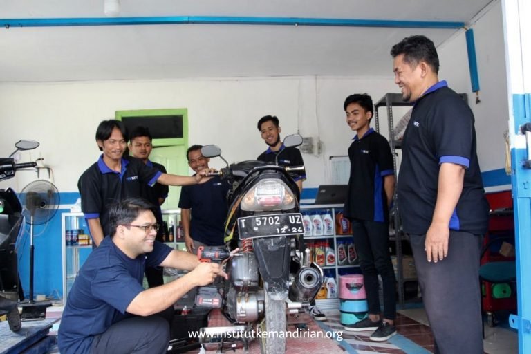 Peresmian Pakar Matic 3 secara simbolis (4)