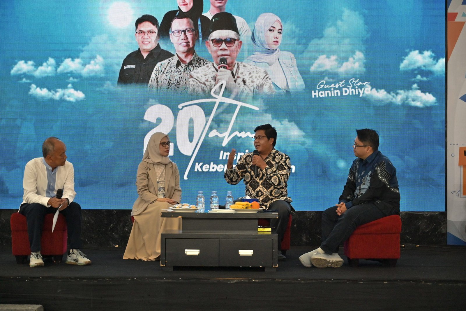 Gelar wicara interaktif bersama Rachmat Ginandjar, Perawati, Dr. Baban Sarbana, Abdurrahman Usman.